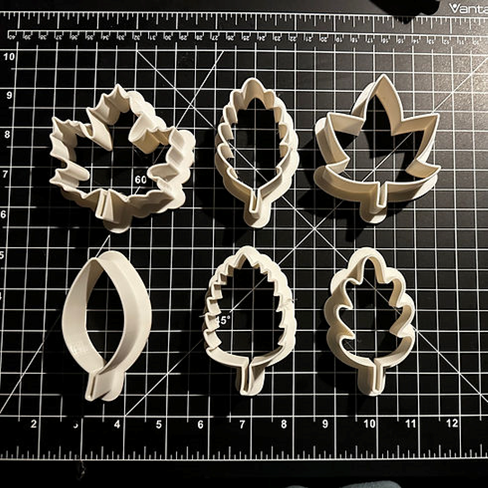 Fall Leaf Shapes Clay Cutters